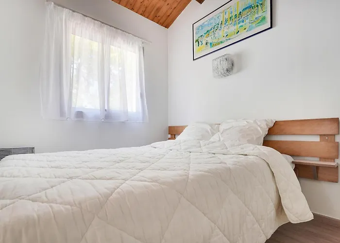 In Дом отдыха *