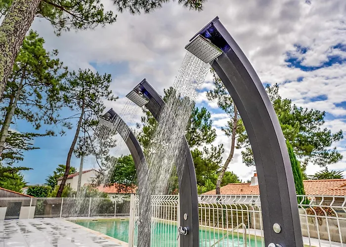 In Дом отдыха