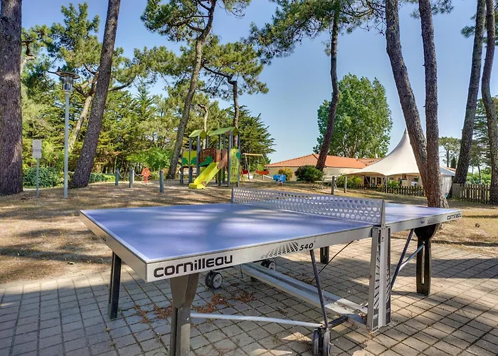 In Дом отдыха *