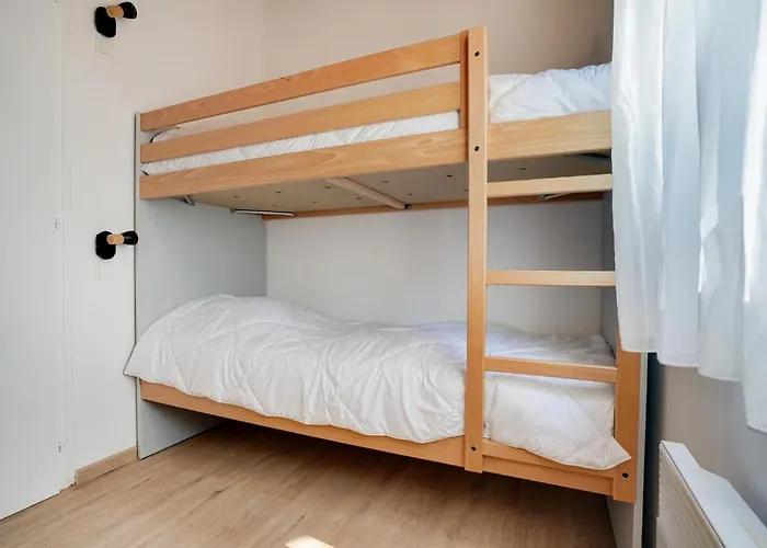 In Дом отдыха *